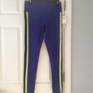 New workout leggins Size M